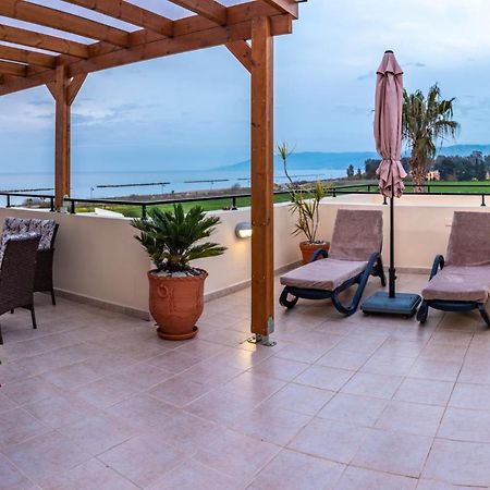 Penthouse direkt am Meer Polis Bagian luar foto
