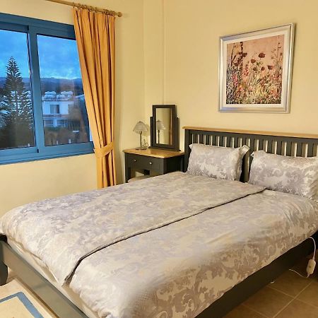 Penthouse direkt am Meer Polis Bagian luar foto